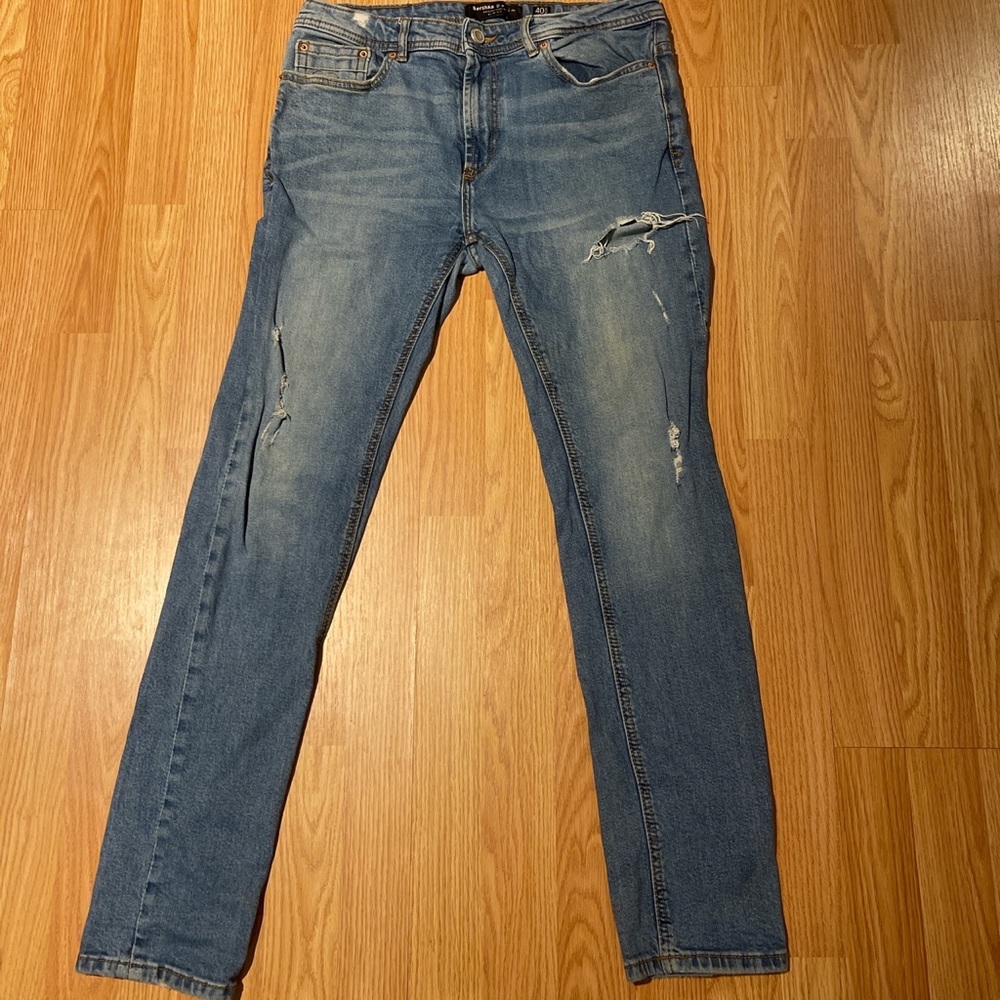 Men’s Bershka Denim Slim Fit Jeans. Size: 31W 31L